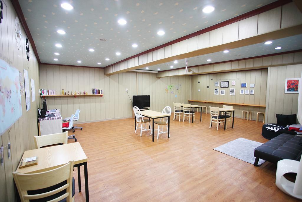 Mori Hostel