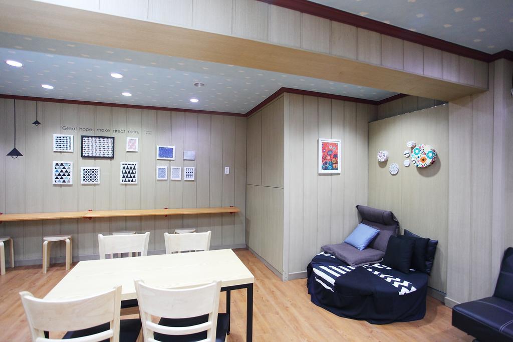 Hostel Mori