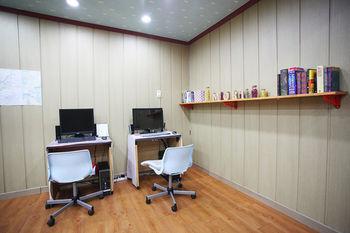 Hostel Mori