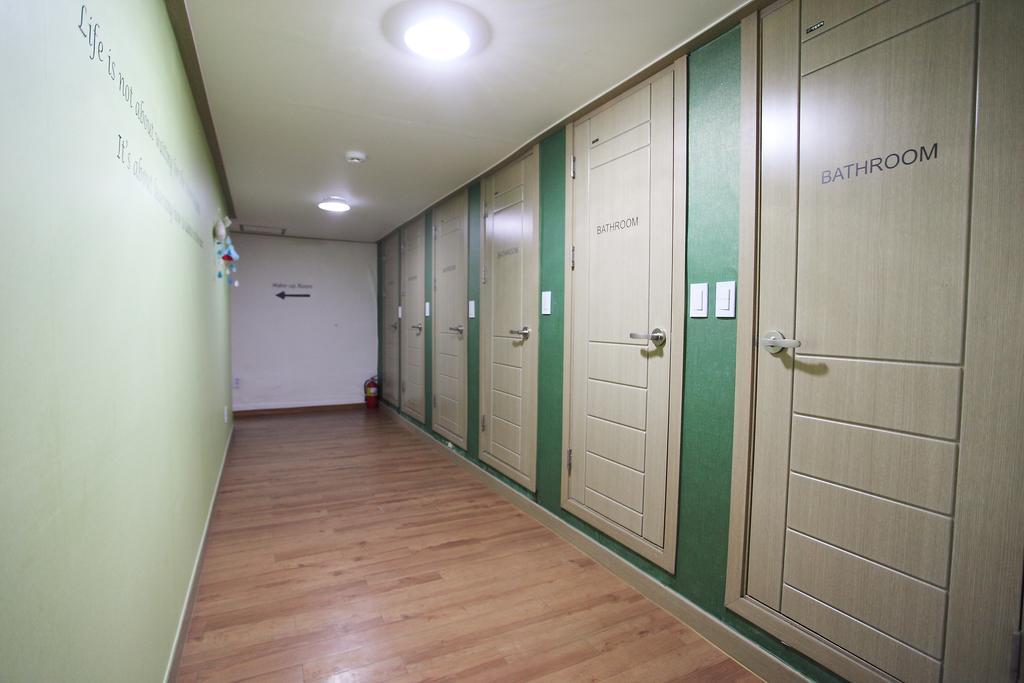 Hostel Mori *